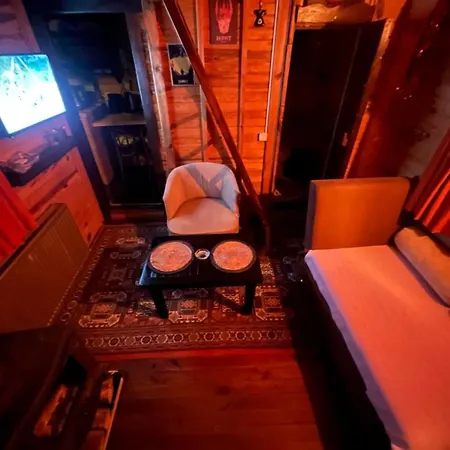 Orange Hobbit House Sapanca