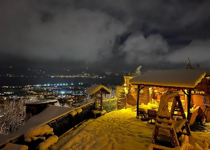 Turuncu Hobbit Evi * 萨潘贾